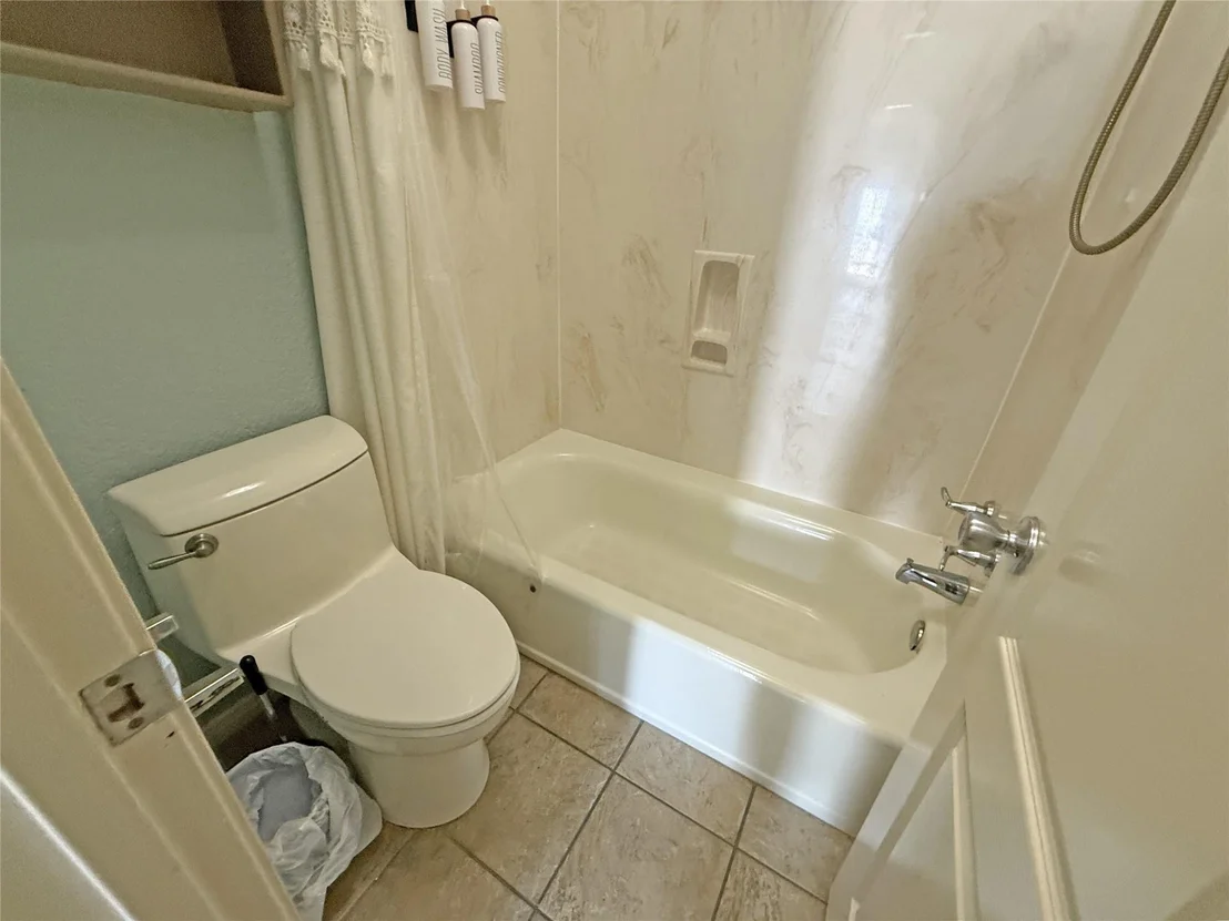 Photo of 4719 Bluewater Drive