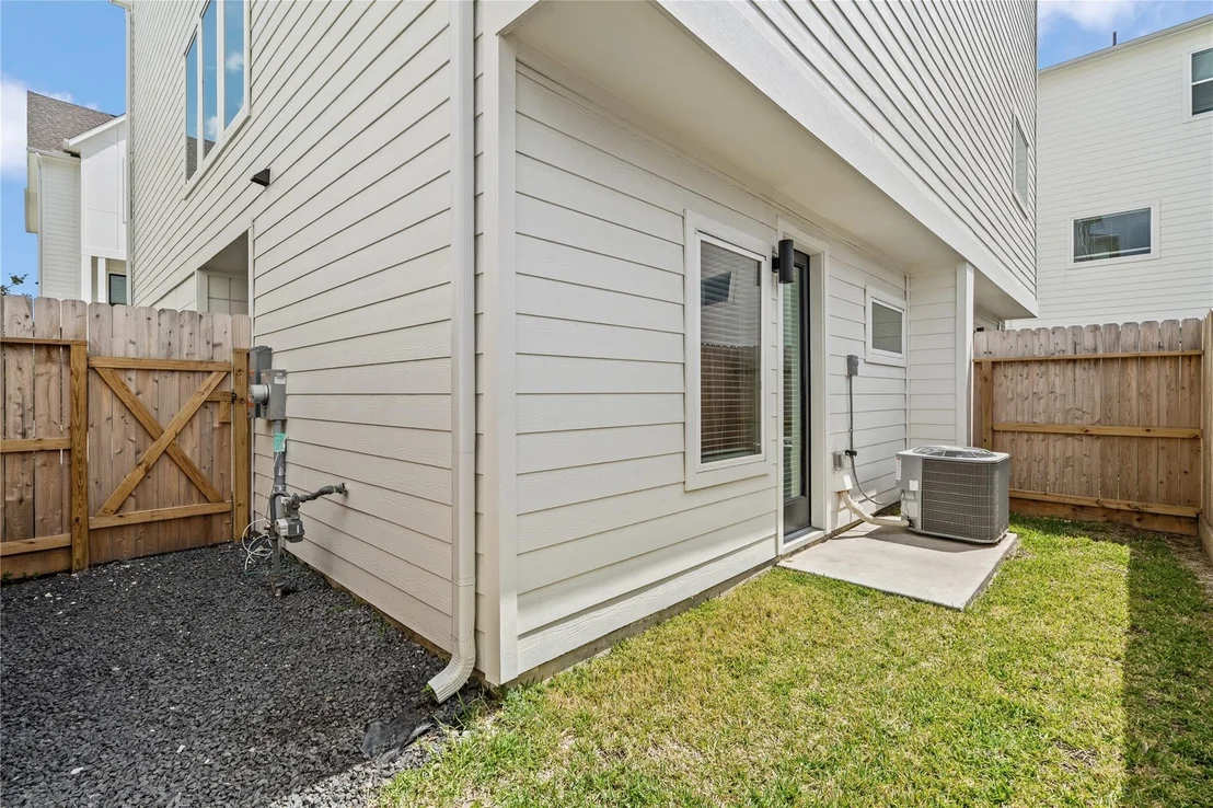 Photo of 10610 Cascade Ledge Lane