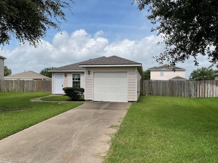 Photo of 6906 Lost Timber Lane