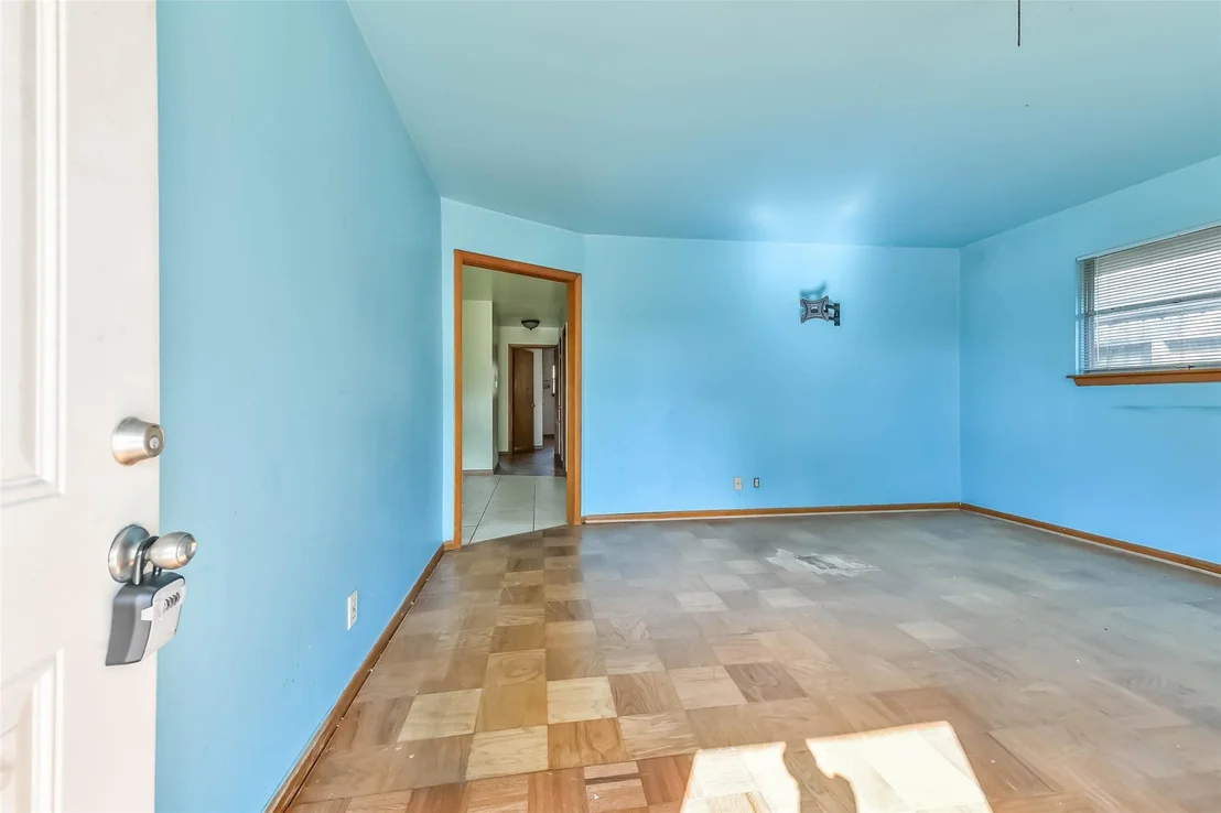 Photo of 3517 Tanglebriar Drive
