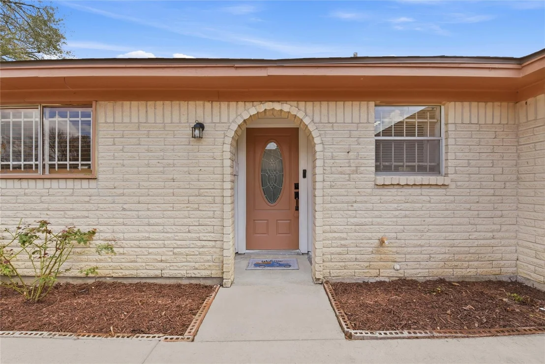 Photo of 9211 Benning Drive