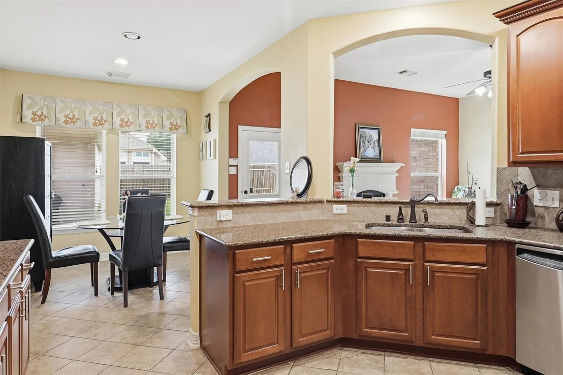 Photo of 20318 Pebble Hollow