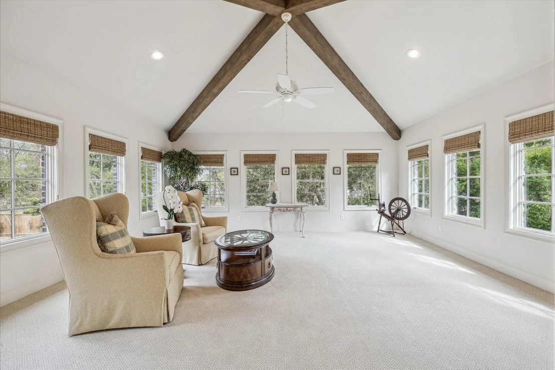 Photo of 21 W Rivercrest Drive