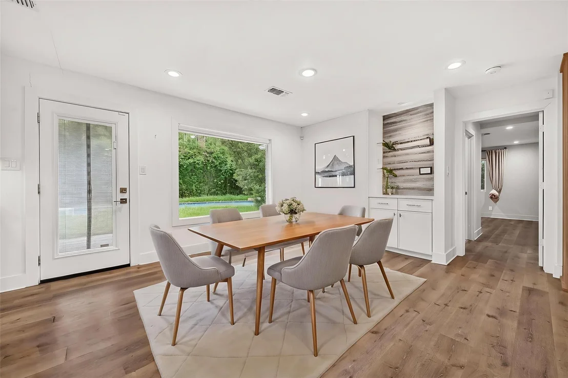 Photo of 10819 Oasis Drive