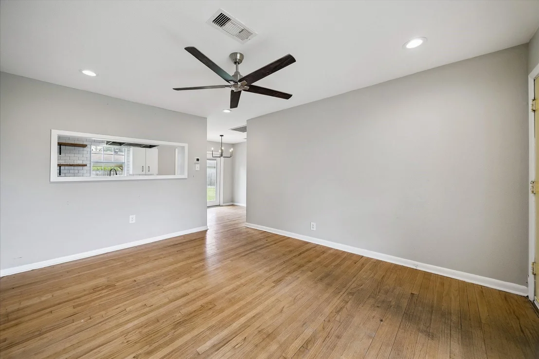 Photo of 5042 Viking Drive
