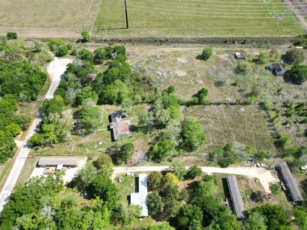 Photo of 6616 Whispering Oaks Circle