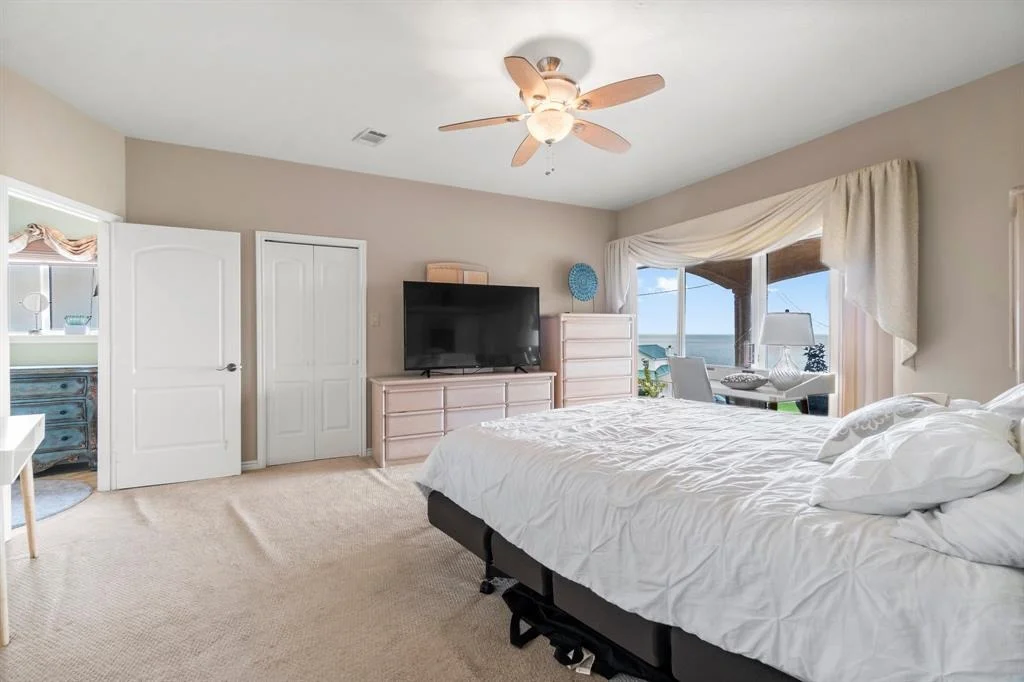 Photo of 55 Lakeway Drive