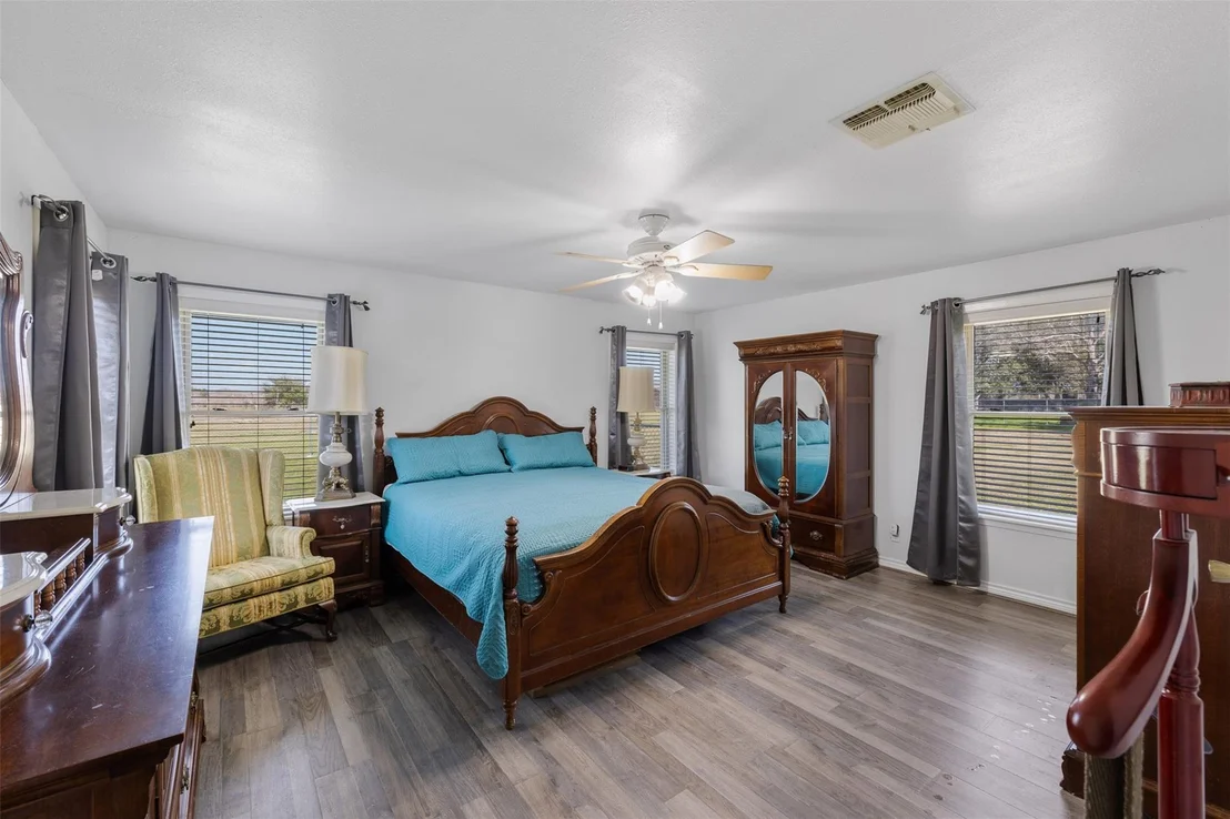 Photo of 727 Partridge Lane
