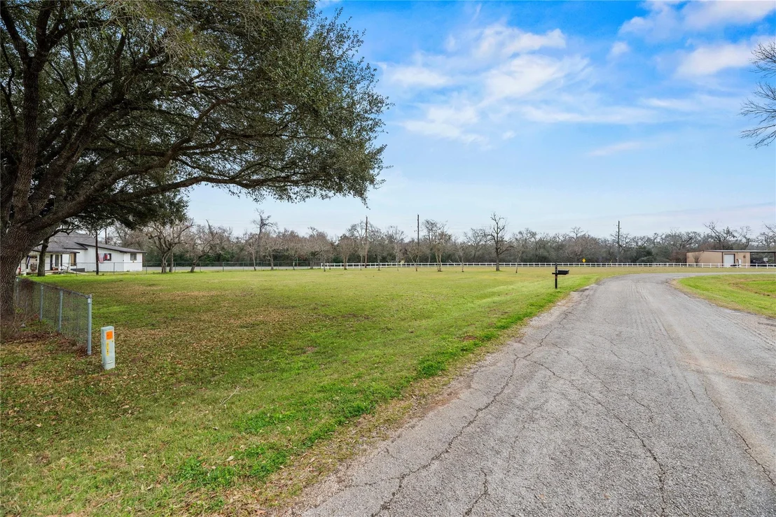 Photo of 2718 Bell Bottom Circle