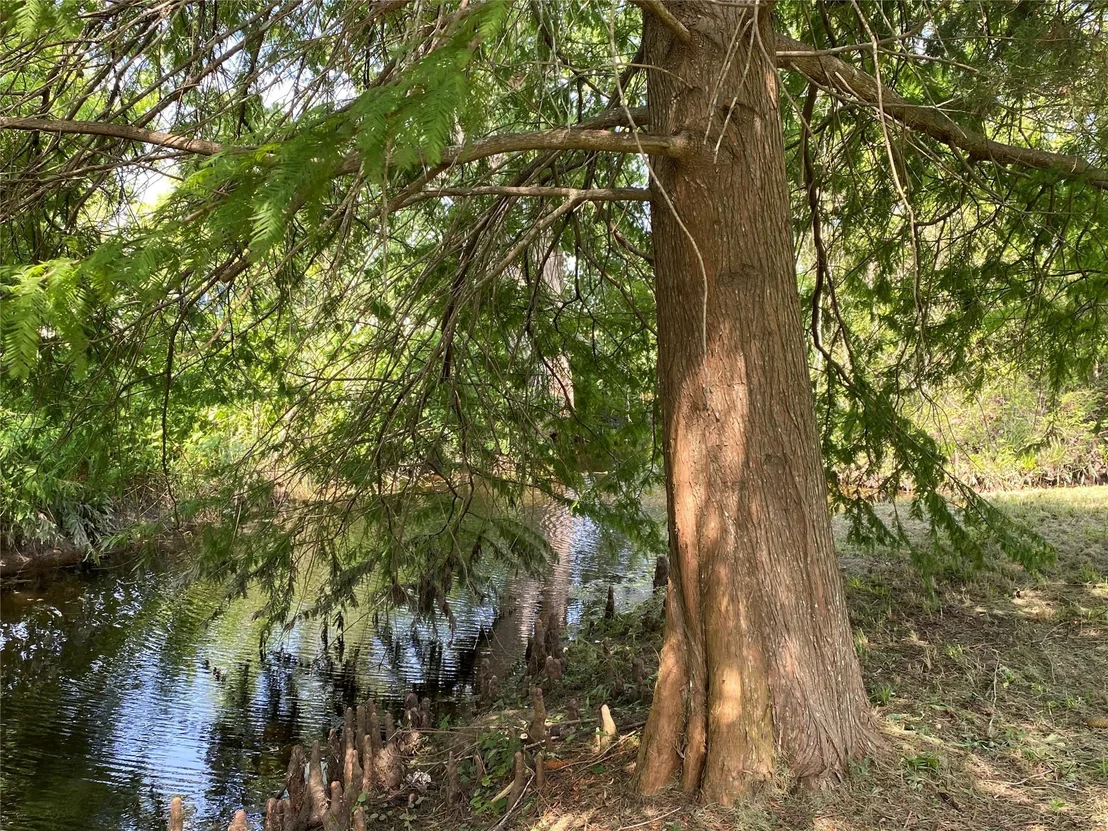 Photo of 2609 Hughes Road