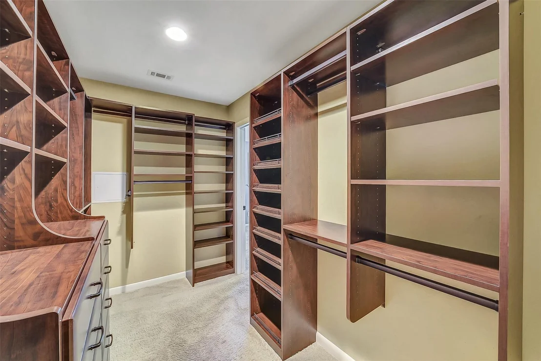 Photo of 10026 Overbrook Lane