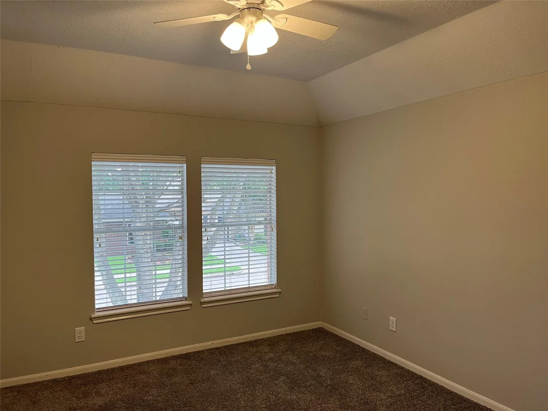 Photo of 6507 Stone Briar Drive
