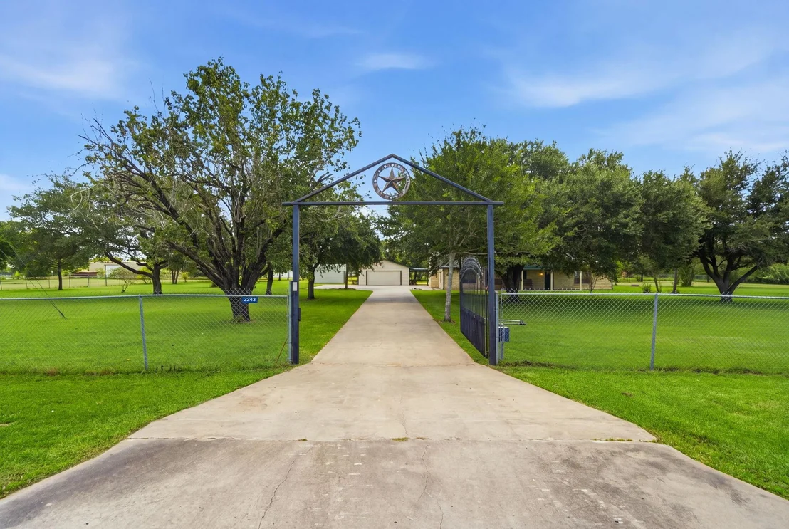 Photo of 2243 Green Meadows Drive