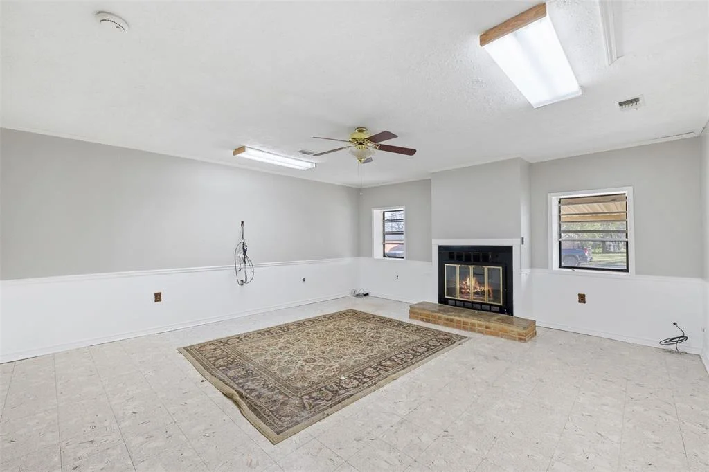 Photo of 902 Mitchell Street