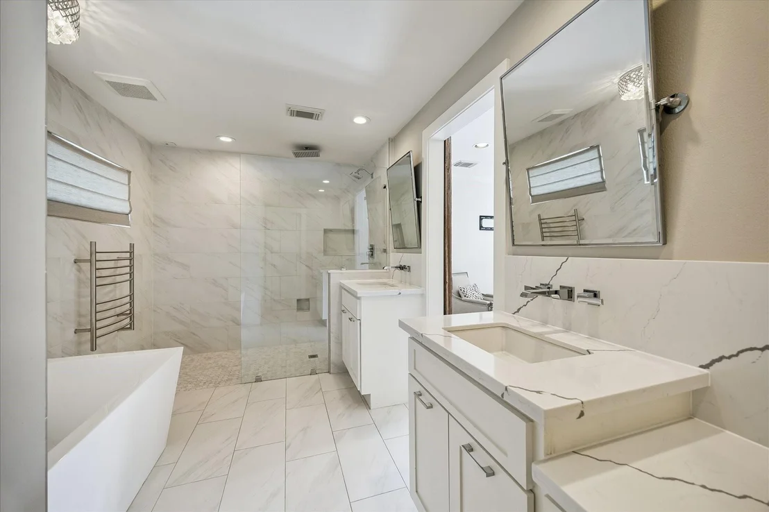 Photo of 7910 Del Monte Drive