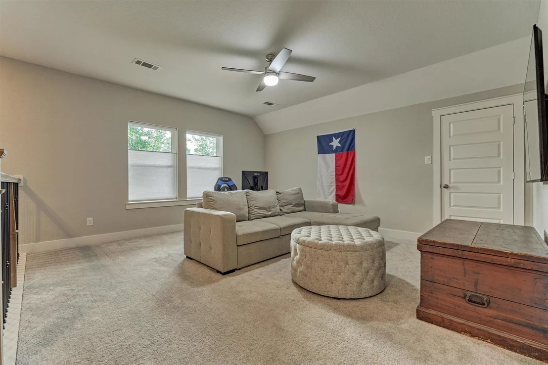 Photo of 320 Bromley Square Drive