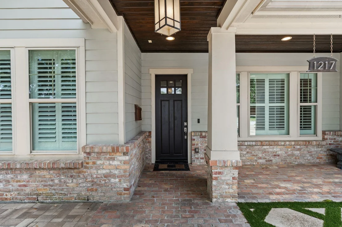 Photo of 1217 Chippendale Road