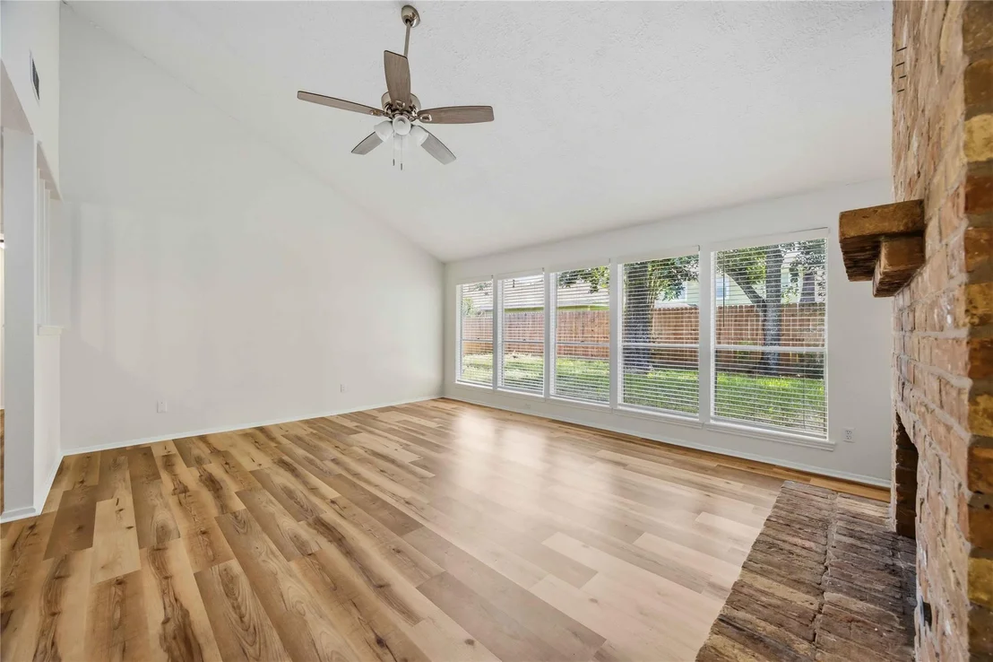 Photo of 1002 Oxborough Drive