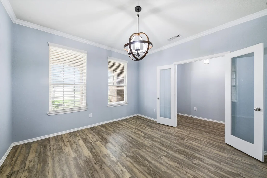 Photo of 30253 Creekside Drive