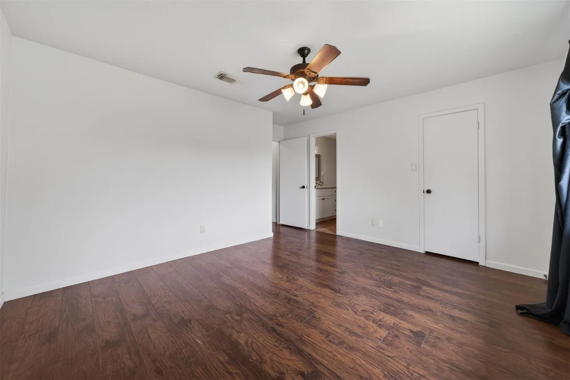 Photo of 17002 Dew Drop Lane