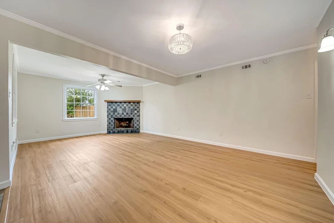 Photo of 4127 Hill Oak Drive