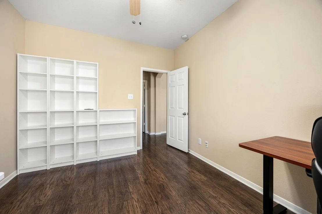 Photo of 6315 Linfield Bluff Lane