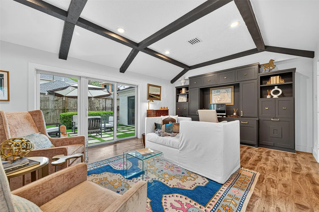 Photo of 415 Ramblewood Road