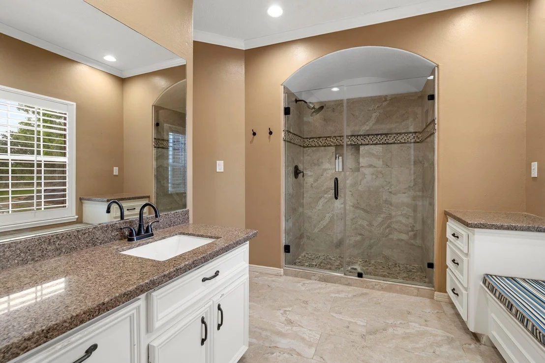 Photo of 8214 Forest Gate Drive