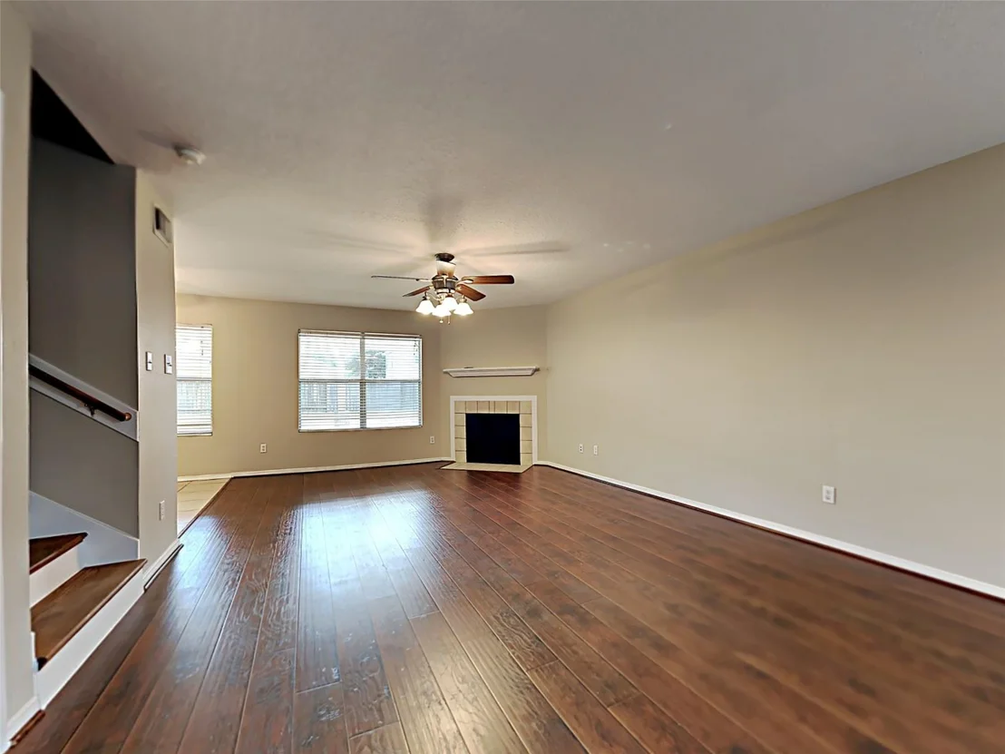 Photo of 7318 Foxshadows Lane