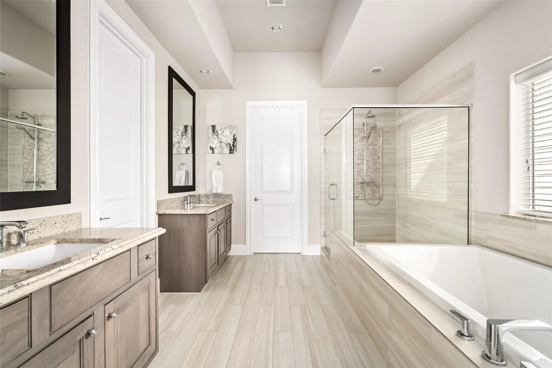 Photo of 8668 Emnora Lane