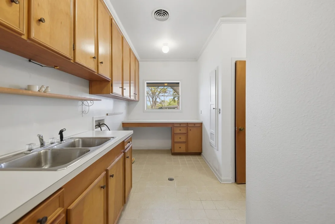 Photo of 1500 Key Street