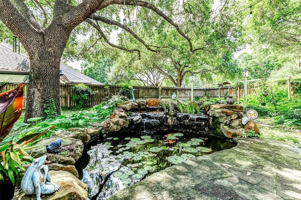 Photo of 6225 Morton Road