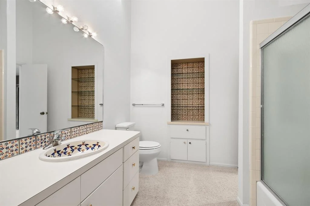 Photo of 3023 Willowbend Road