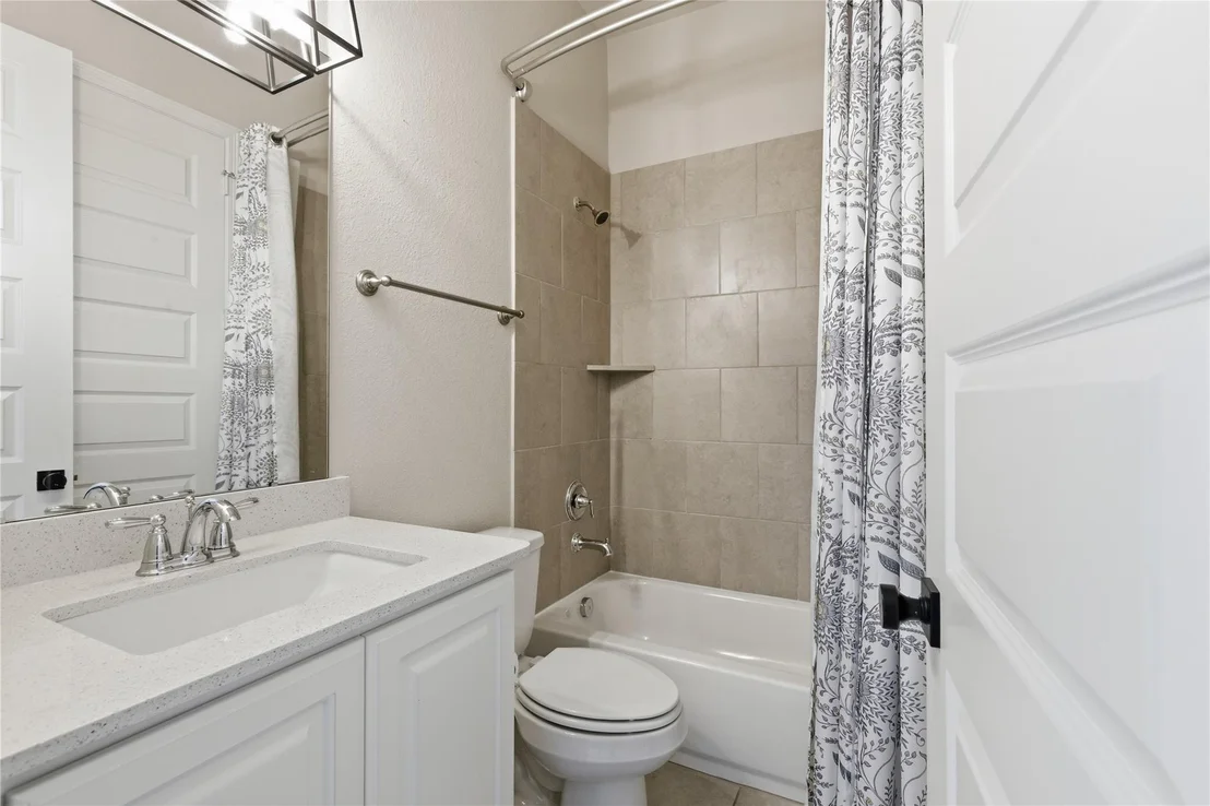Photo of 633 Ashbrook Ridge Lane