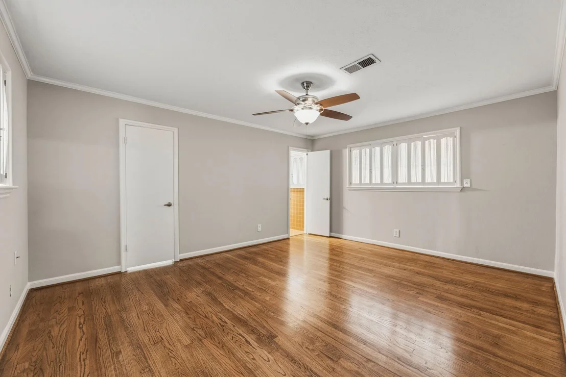 Photo of 4510 Creekbend Drive
