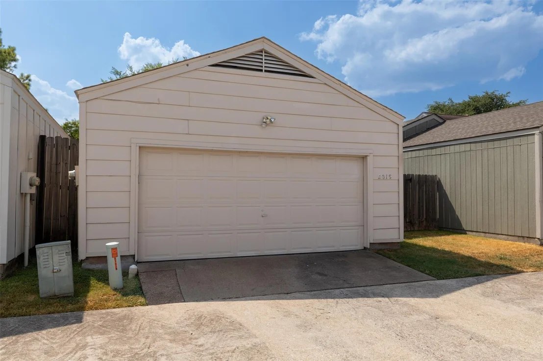 Photo of 2019 Wilcrest Drive