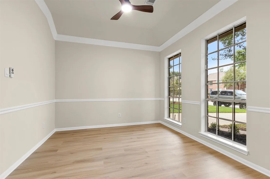Photo of 19111 Emory Trail