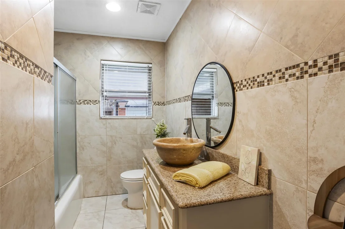 Photo of 8406 Glen Valley Drive