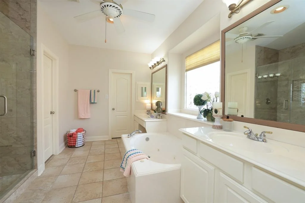 Photo of 17430 Autumn Oak Way