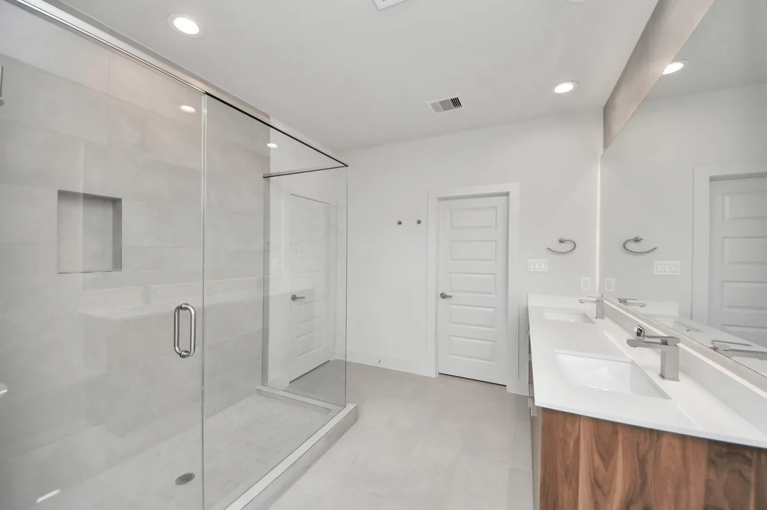 Photo of 2211 Diagonal Lane