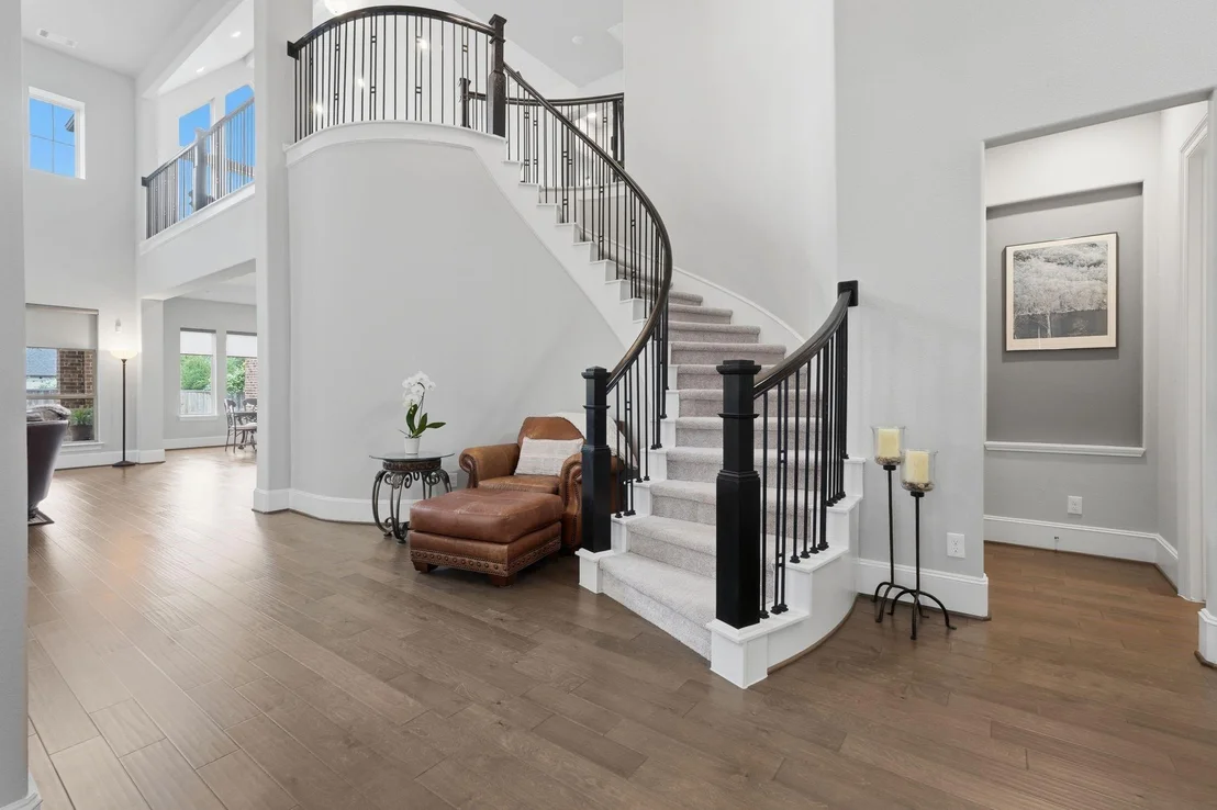 Photo of 111 N Winter Sunrise Circle