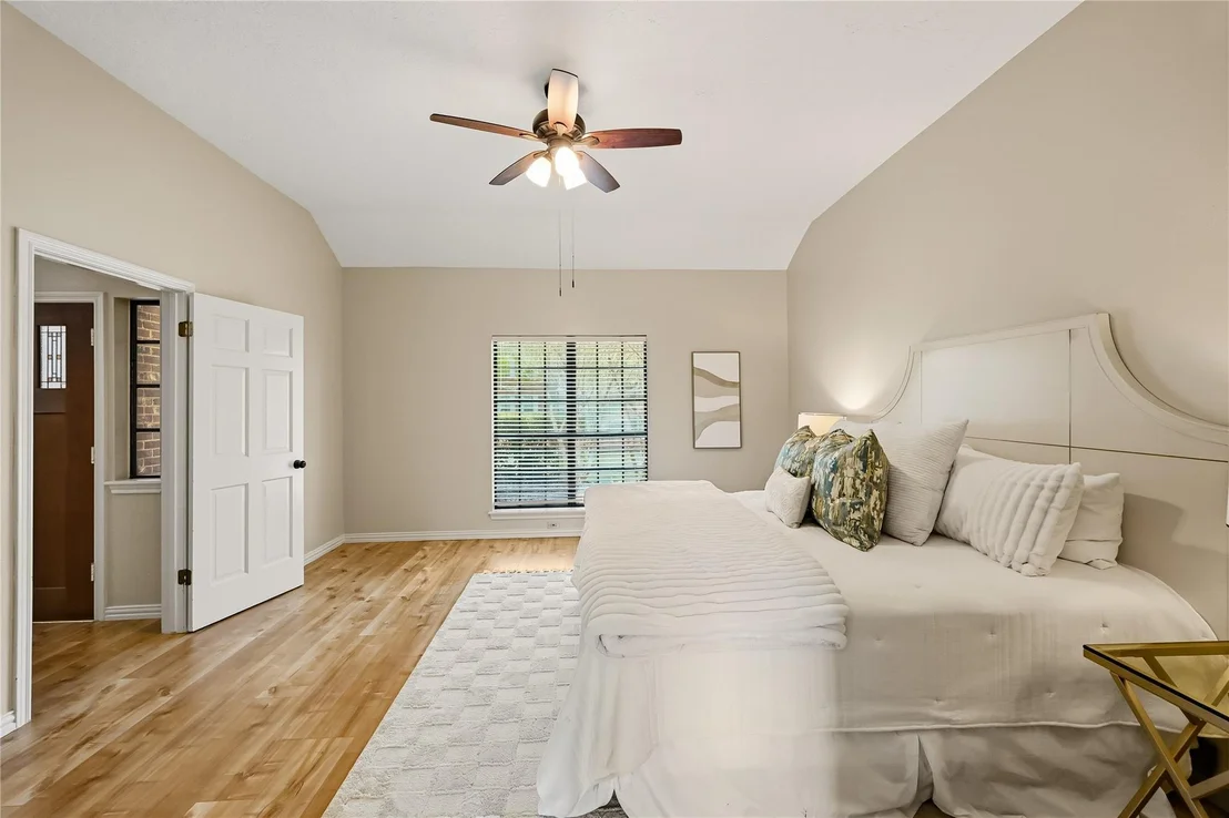 Photo of 706 Fernglade Drive