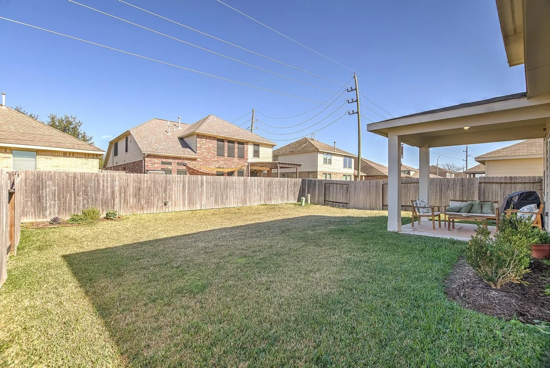 Photo of 6014 Prince Place Drive