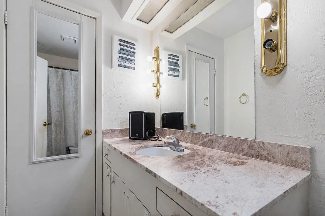 Photo of 601 Westview Terrace Drive