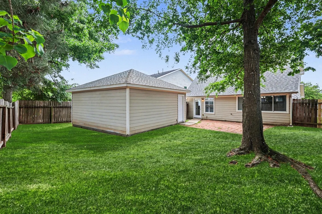 Photo of 817 Dragonfly Drive