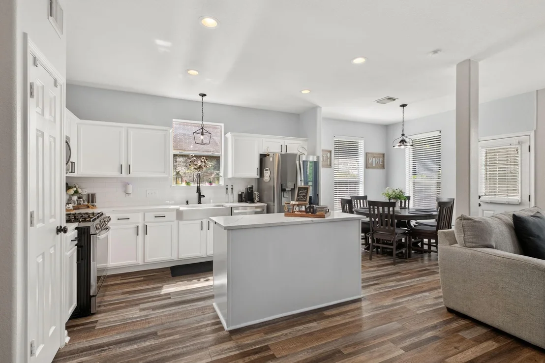 Photo of 17307 Thicket Hollow Lane