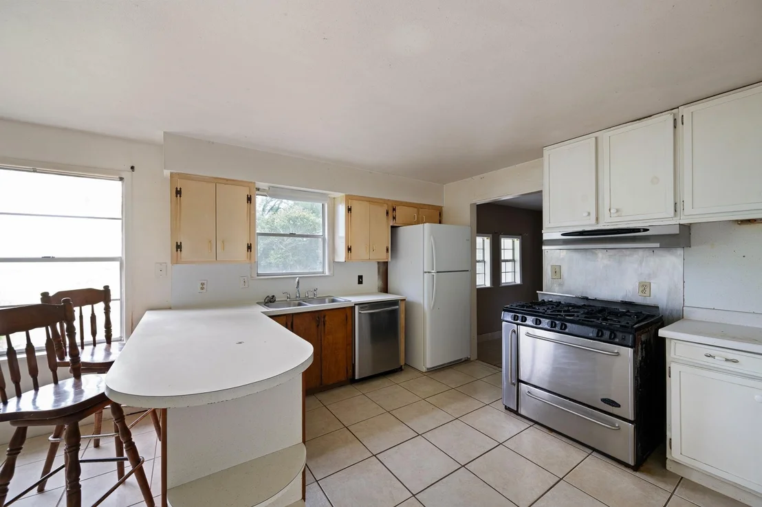 Photo of 6324 Homestead Road