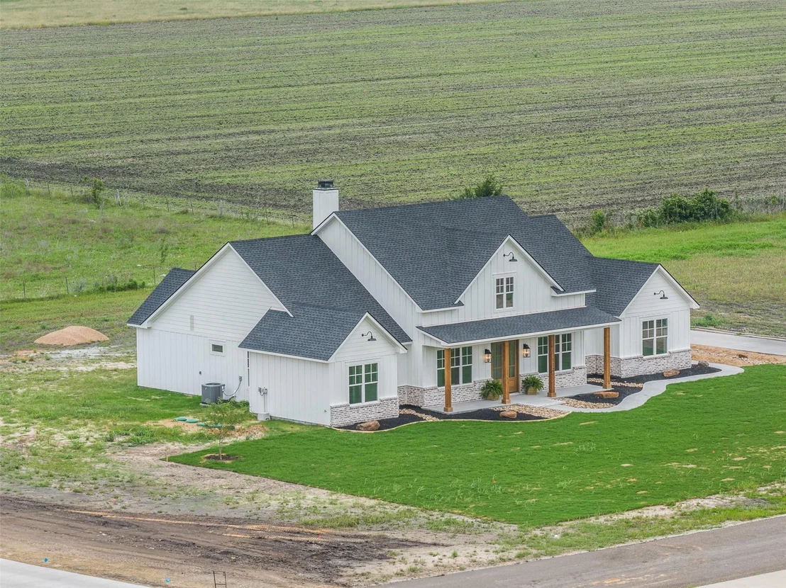 Photo of 112 Court Side Drive