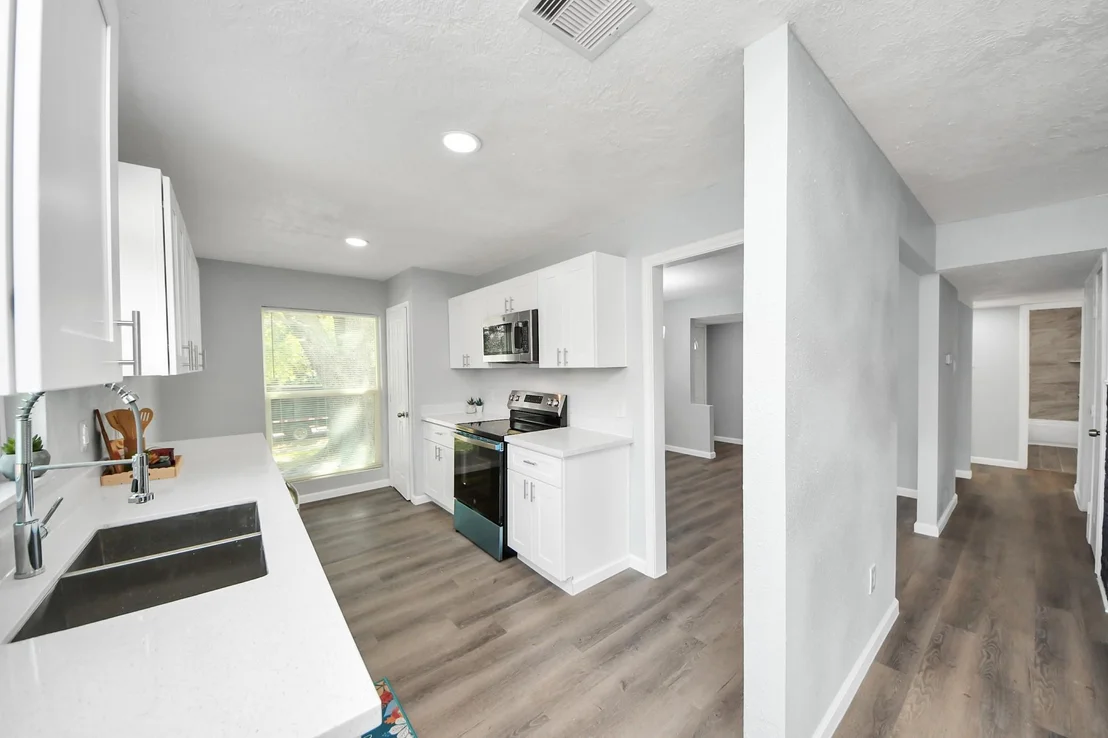 Photo of 14623 Lorne Drive