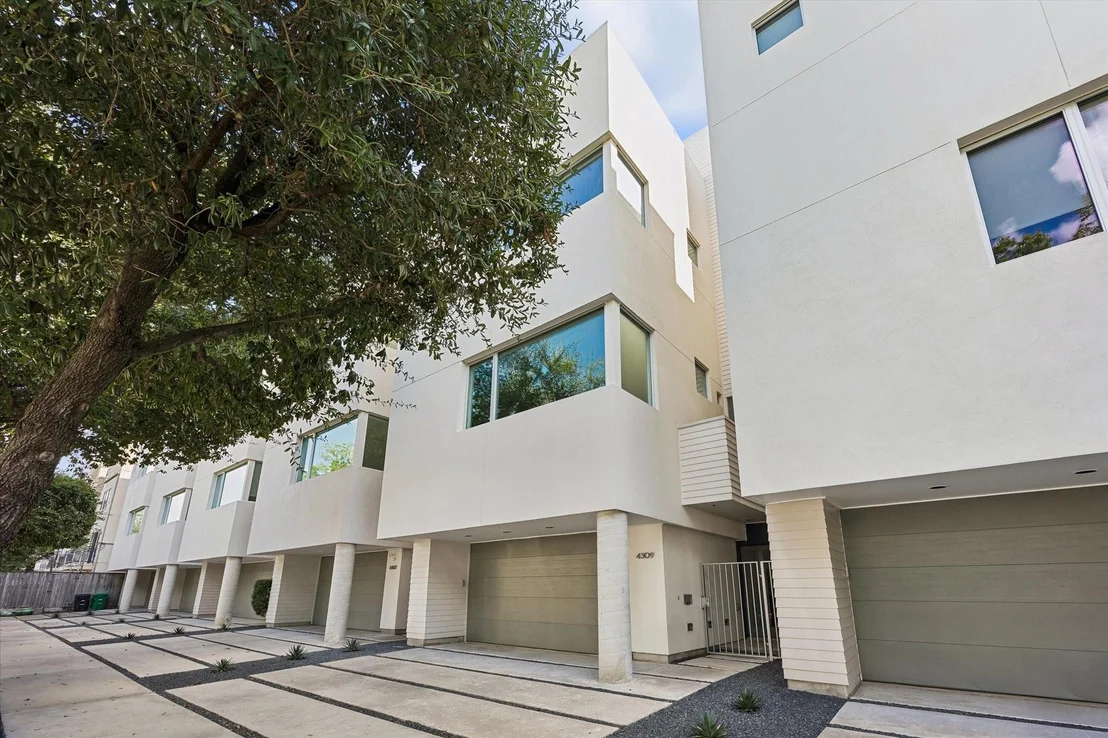Photo of 4309 Lillian Street